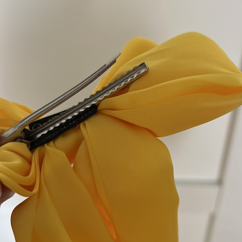 Yellow!!! Dress with Matching Bow - Picture 9 of 12